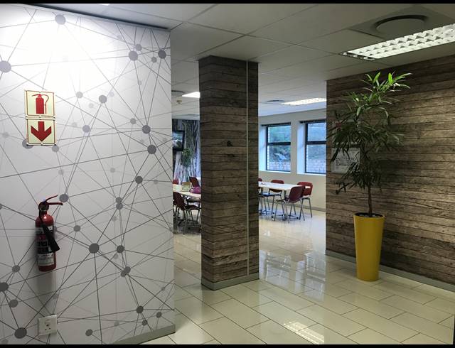 315M² OFFICE TO LET IN PLATTEKLOOF